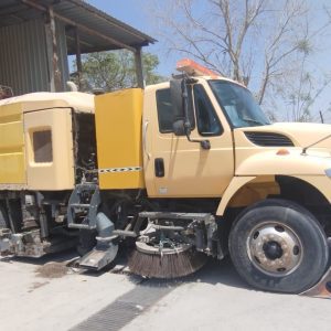 Used Road Sweeper Elgin Crosswind J
